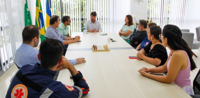 Prefeito Rafael Cita debate estratégias para melhoria da Rede de Atenção Primária à Saúde