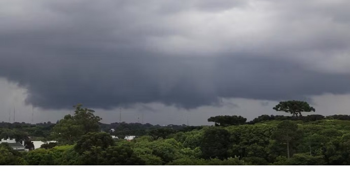 Inmet emite alerta de tempestade para região de Arapongas