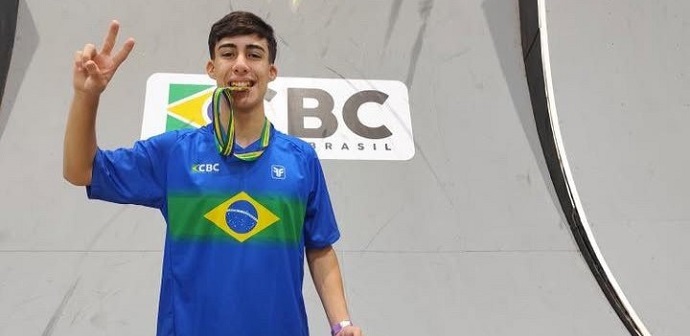 Atleta de Arapongas é Bicampeão Brasileiro de BMX