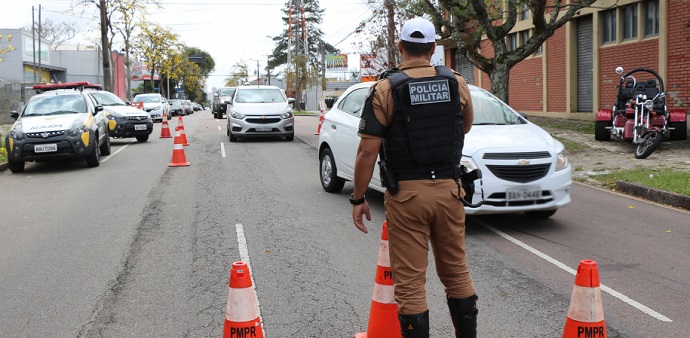 Operação em Arapongas e outros municípios marca a adesão do PR ao calendário nacional da Lei Seca no trânsito